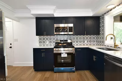 3125 Trump Avenue SE, Canton, OH 44707 - Photo 8