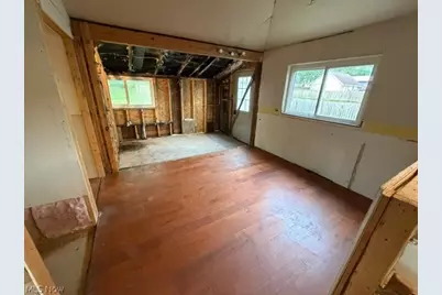 2250 Cooledge Avenue, Akron, OH 44305 - Photo 8