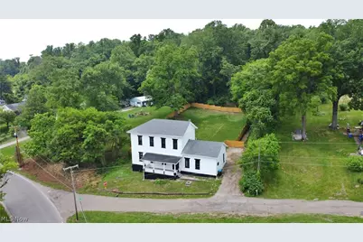 1521 Adamsville Road, Zanesville, OH 43701 - Photo 2