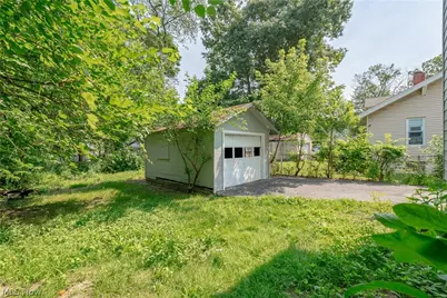 757 Baird Street, Akron, OH 44306 - Photo 28