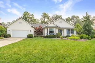 1000 Park Village Dr, Louisville, OH 44641 - Photo 2