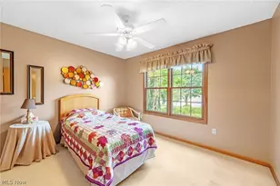 1000 Park Village Dr, Louisville, OH 44641 - Photo 20