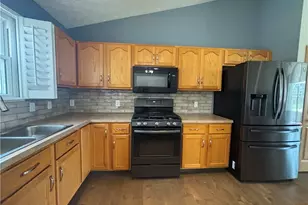 5788 W Breezeway Dr, North Ridgeville, OH 44039 - Photo 6