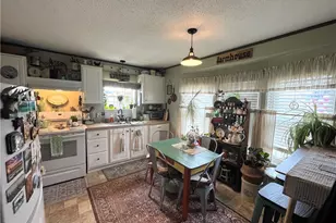 13 Cherokee Ln, Creston, OH 44217 - Photo 2