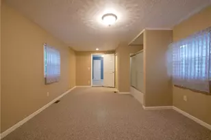 103 Jefferson St, St Clairsville, OH 43950 - Photo 34