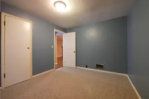 103 Jefferson St, St Clairsville, OH 43950 - Photo 36