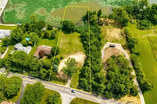 111 W Catawba Rd, Port Clinton, OH 43452 - Photo 1