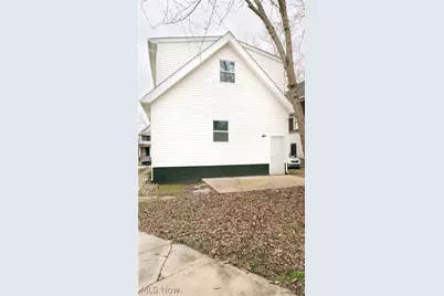 842 E 144th Street, Loveland, OH 44110 - Photo 8