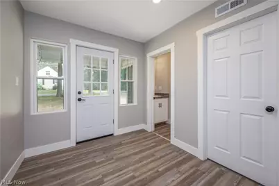 2190 Lake Road, Akron, OH 44312 - Photo 16