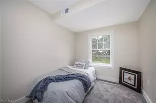 2190 Lake Rd, Akron, OH 44312 - Photo 14