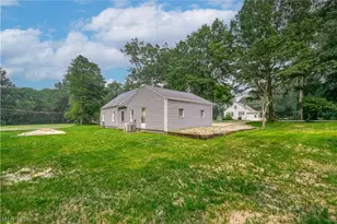 2190 Lake Rd, Akron, OH 44312 - Photo 26
