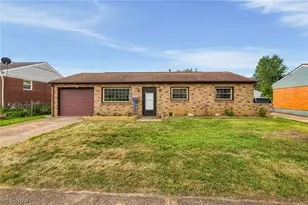 2446 Regentview St NE, Canton, OH 44705 - Photo 1