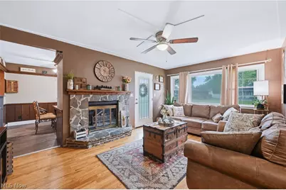 699 Saul Drive, Hubbard, OH 44425 - Photo 12