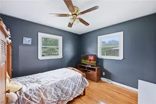 699 Saul Dr, Hubbard, OH 44425 - Photo 22