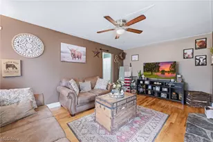 699 Saul Dr, Hubbard, OH 44425 - Photo 14