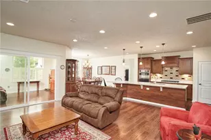 531 Arbor Ln, Akron, OH 44321 - Photo 6