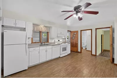 241 Montrose Way, Wellington, OH 44090 - Photo 8