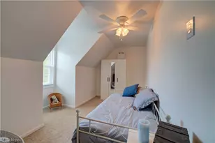 6008 Conneaut Light Dr, Vermilion, OH 44089 - Photo 24