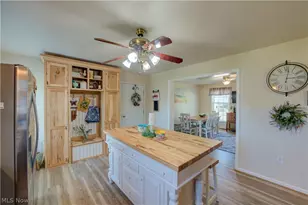 6008 Conneaut Light Dr, Vermilion, OH 44089 - Photo 10