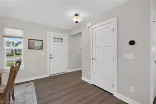 34805 Keller Farm Ct, Grafton, OH 44044 - Photo 6