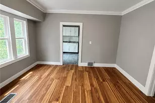9901 Heath Ave, Loveland, OH 44104 - Photo 4