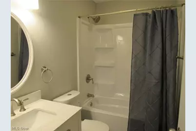 7155 Auburn Road, Concord Twp, OH 44077 - Photo 26