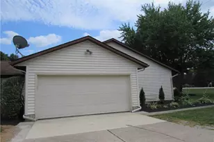 7155 Auburn Rd, Concord Twp, OH 44077 - Photo 36