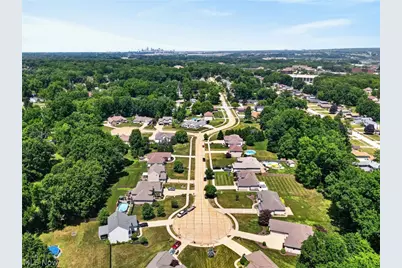 6575 Ruth Drive, Green Hills, OH 44131 - Photo 8
