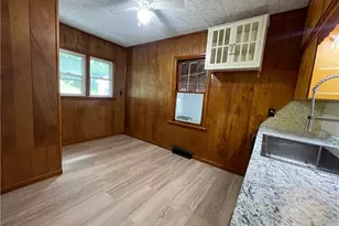 810 Highland Blvd, Coshocton, OH 43812 - Photo 12