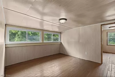 55138 Colerain Pike, Martins Ferry, OH 43935 - Photo 22