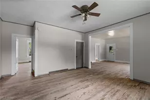 55138 Colerain Pike, Martins Ferry, OH 43935 - Photo 12
