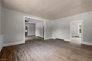 55138 Colerain Pike, Martins Ferry, OH 43935 - Photo 10
