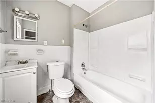 10929 Tacoma Ave, Loveland, OH 44108 - Photo 12