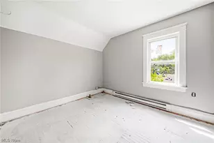 9512 Easton Ave, Loveland, OH 44104 - Photo 18