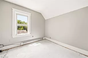 9512 Easton Ave, Loveland, OH 44104 - Photo 16