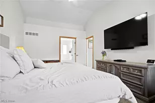 37189 Terrell Dr, North Ridgeville, OH 44039 - Photo 18