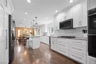 37189 Terrell Dr, North Ridgeville, OH 44039 - Photo 2