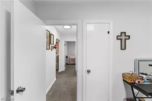 2442 Newton St, Akron, OH 44305 - Photo 18