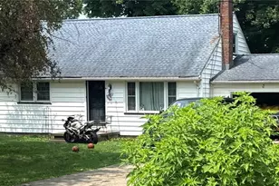 3972 Hopkins Rd, Youngstown, OH 44511 - Photo 4