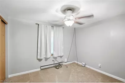 8870 N Spring Valley Park Drive, Chagrin Falls, OH 44023 - Photo 20