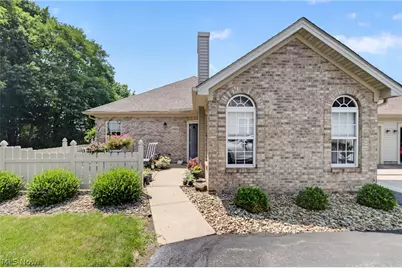 695 E Western Reserve Road #2003, Poland, OH 44514 - Photo 1