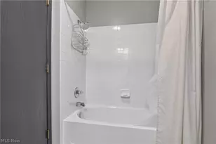 695 E Western Reserve Rd, Poland, OH 44514 - Photo 14