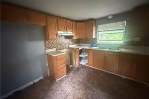 509 Lucy St, Akron, OH 44306 - Photo 8
