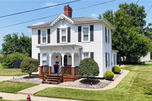 704 Pomeroy Pike, Belpre, OH 45714 - Photo 2