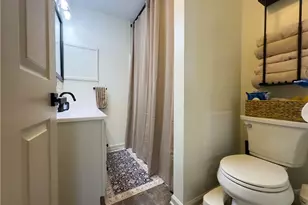 704 Pomeroy Pike, Belpre, OH 45714 - Photo 8
