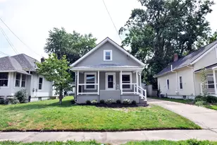 557 Wesleyan Ave, Barberton, OH 44203 - Photo 2