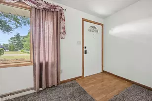 3140 Rusty Ave SW, Canton, OH 44706 - Photo 10