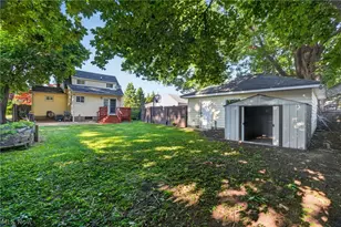 3912 Lake Rd W, Saybrook, OH 44004 - Photo 10