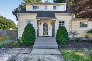 3912 Lake Rd W, Saybrook, OH 44004 - Photo 8