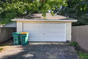 3912 Lake Rd W, Saybrook, OH 44004 - Photo 16